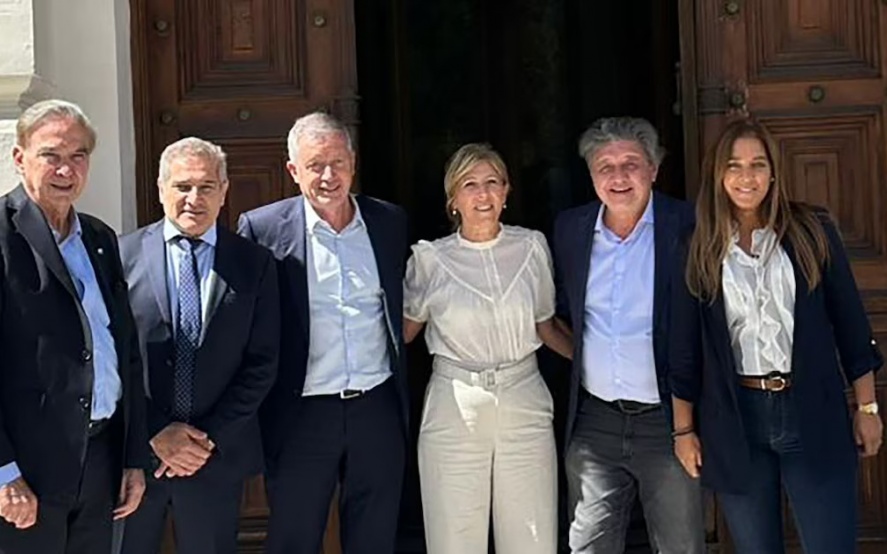 Pichetto junto a ex libertarios.