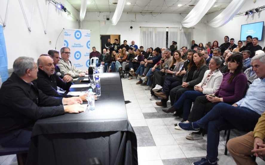 Dirigentes del Frente Renovador llevaron a cabo una cumbre en Junín.