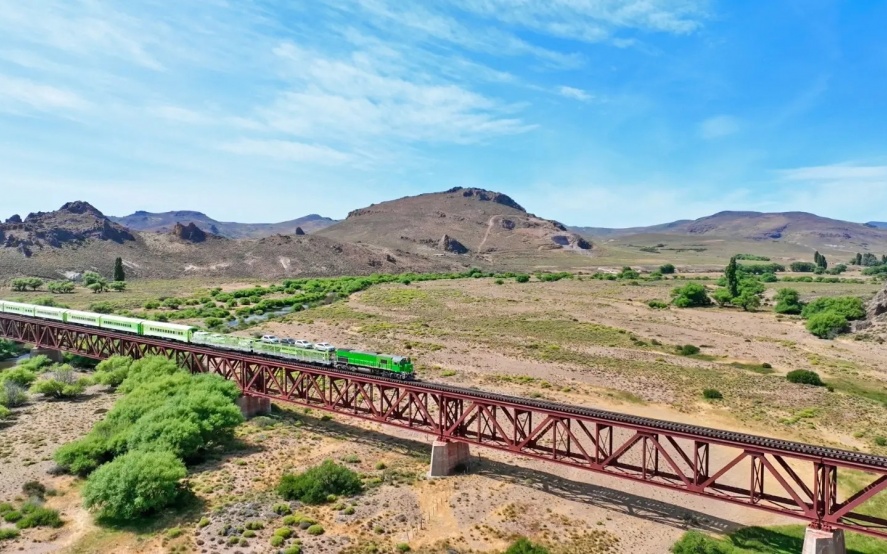 El Tren Patagónico conecta los paisajes de la Costa Atlántica, la Estepa y la Cordillera. Crédito: Gobierno de Río Negro