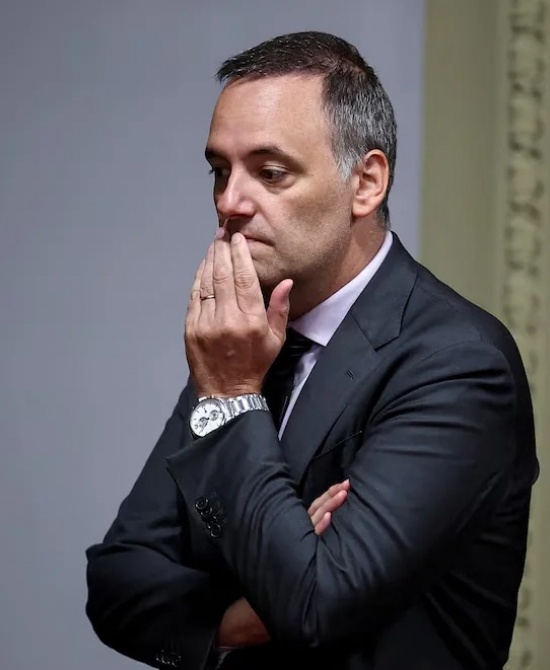 Las malas noticias continúan para el jefe de Gabinete, Manuel Adorni, luego de que la Justicia ordenara nuevas medidas de prueba en la causa por presunto enriquecimiento ilícito.