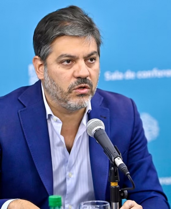 Carlos Bianco.