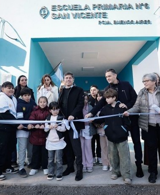 Kicillof inauguró el nuevo edificio de la Escuela Primaria N°6 en San Vicente.