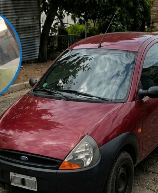 El dueño del Ford Ka modelo 1999 sorteó su vehículo para pagar la operación de su hijo.