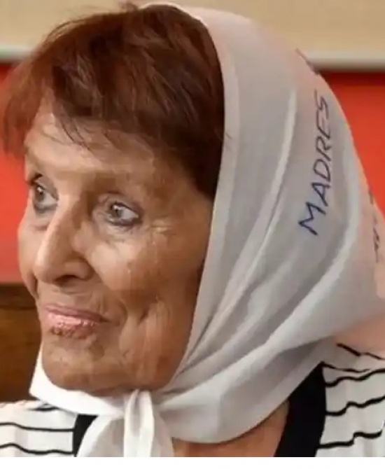Taty Almeida, representante de Madres de Plaza de Mayo (línea fundadora).