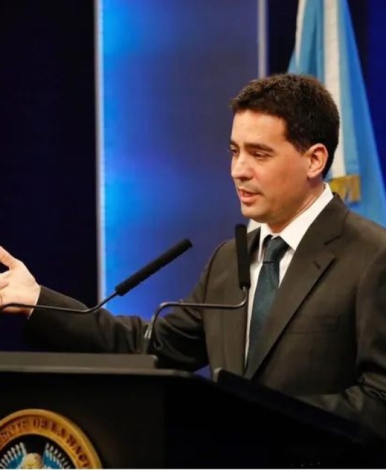 Adrián Ravier sigue sumando polémicas