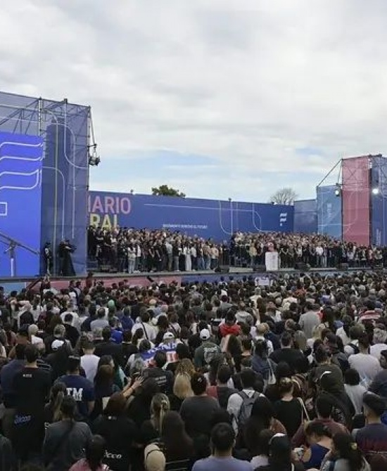 Kicillof habla en el plenario federal del MDF en Avellaneda.