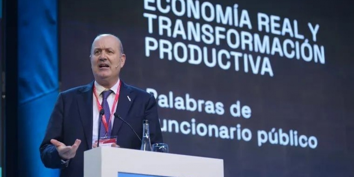 Sturzenegger defendió la agenda de reformas del Gobierno