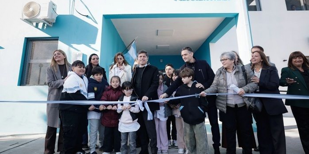 Kicillof inauguró el nuevo edificio de la Escuela Primaria N°6 en San Vicente.
