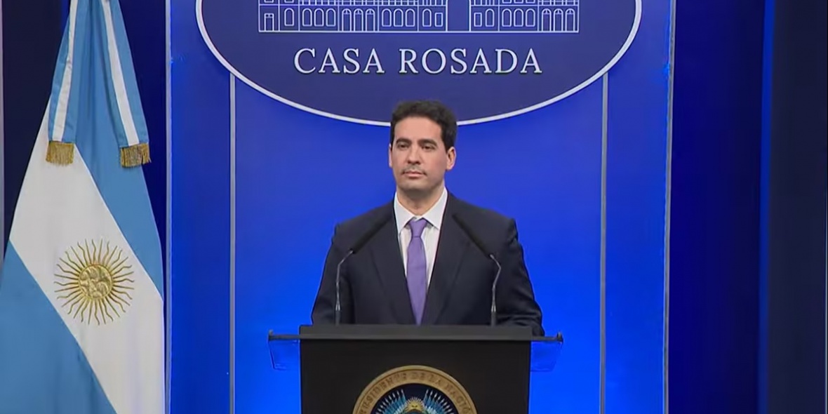 El flamante vocero presidencial, Adrian Ravier.  